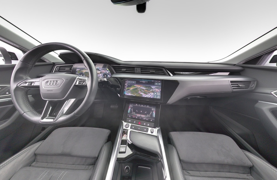 Audi Q8 e-tron vaihtoauto