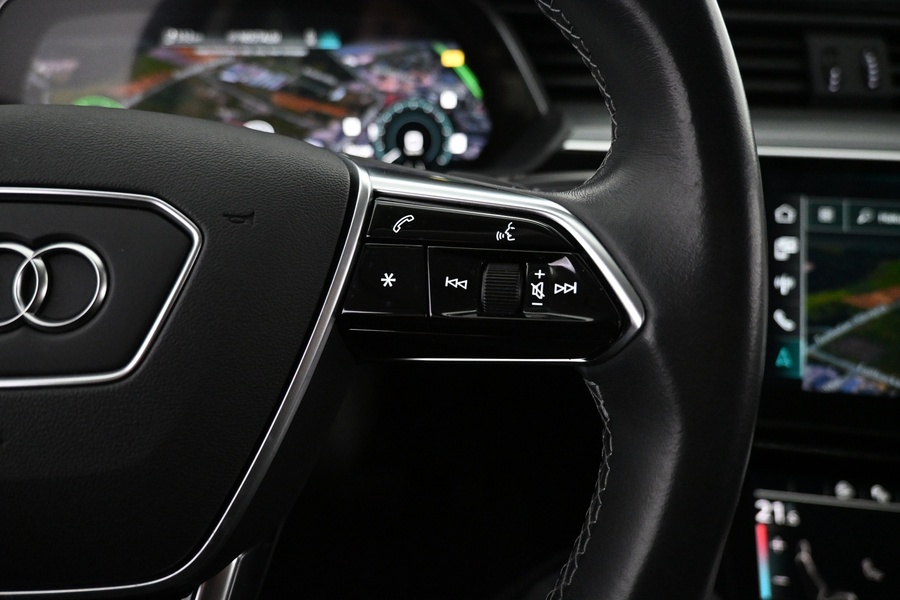 Audi Q8 e-tron vaihtoauto