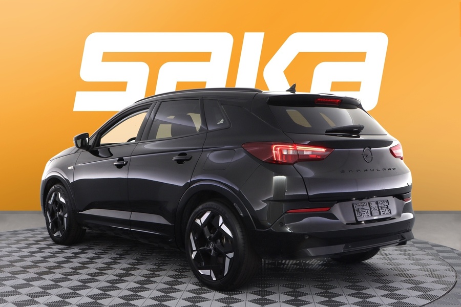 Opel Grandland vaihtoauto
