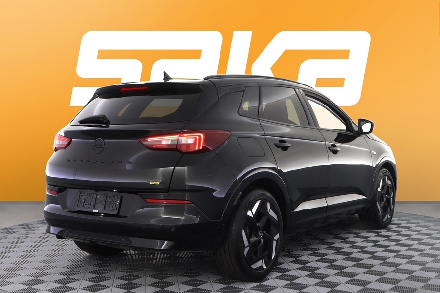 Opel Grandland vaihtoauto