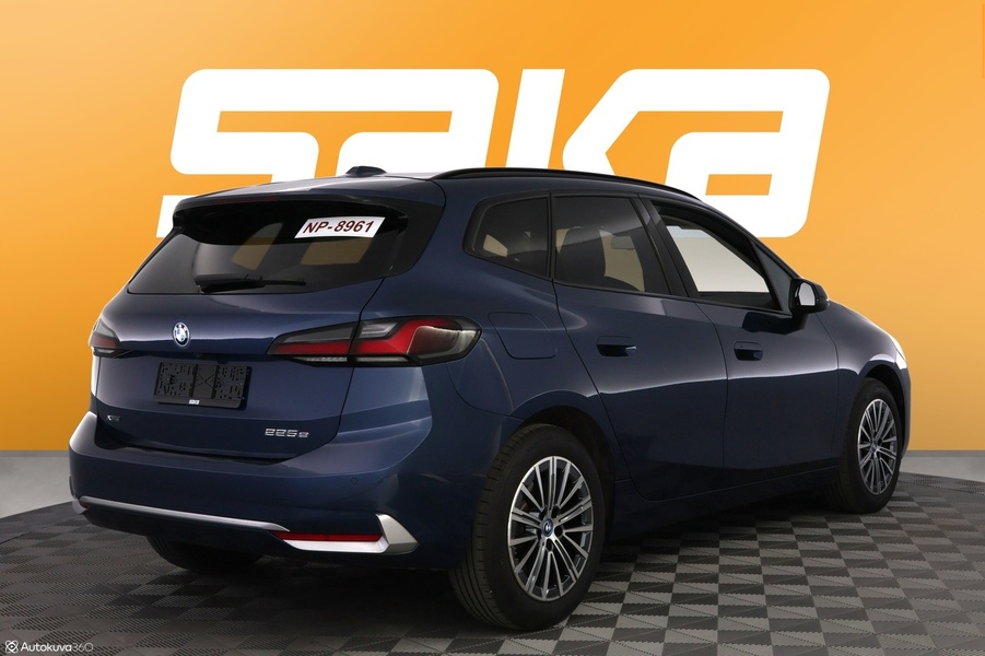 BMW 225 vaihtoauto