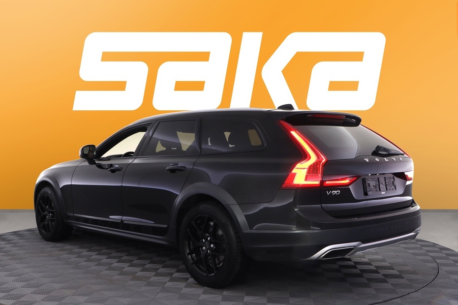 Volvo V90 Cross Country vaihtoauto