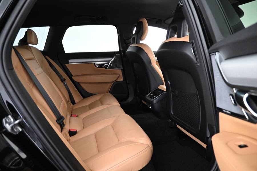 Volvo V90 Cross Country vaihtoauto