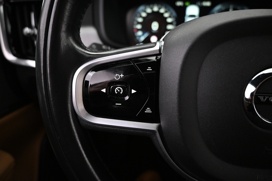 Volvo V90 Cross Country vaihtoauto