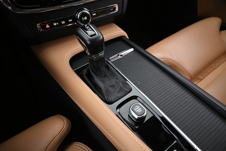 Volvo V90 Cross Country vaihtoauto