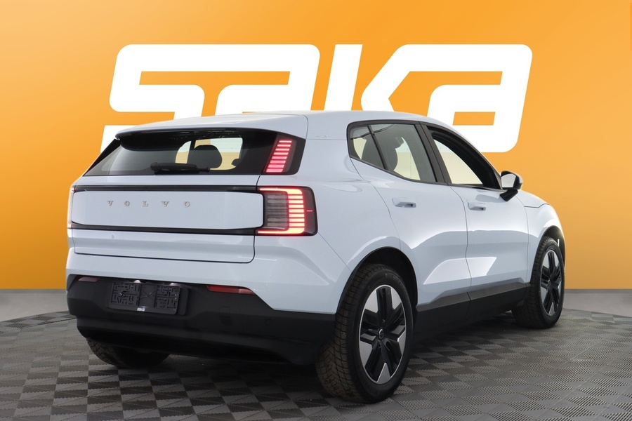 Volvo EX30 vaihtoauto