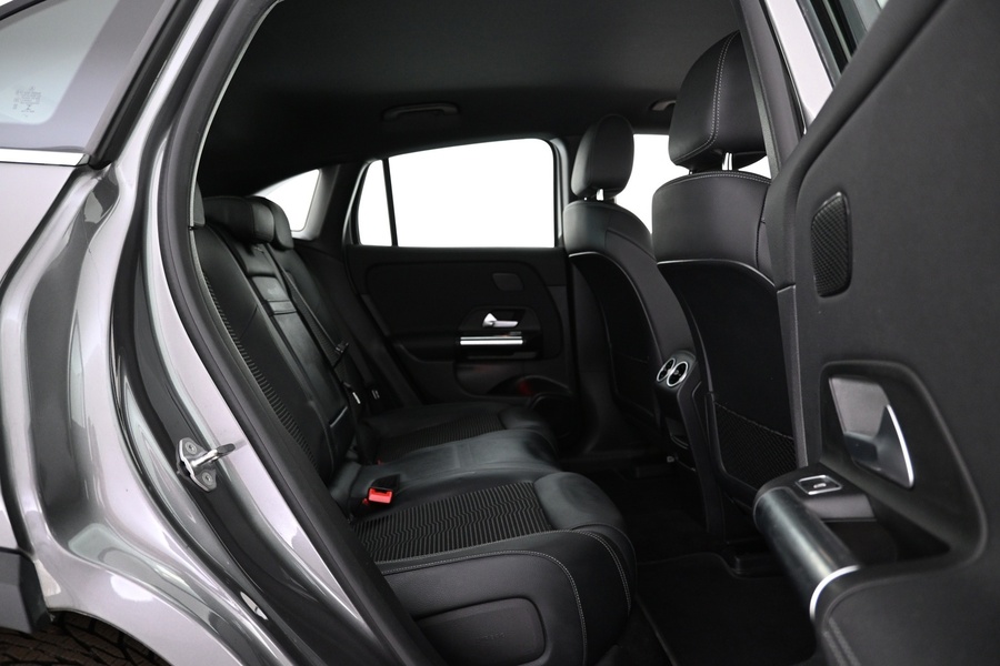 Mercedes-Benz EQA vaihtoauto