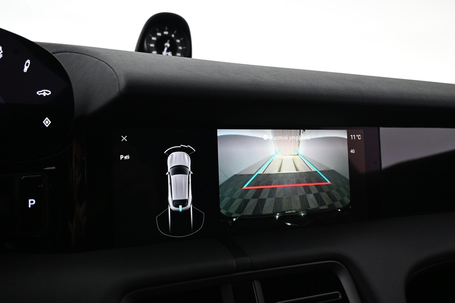 Porsche Taycan vaihtoauto