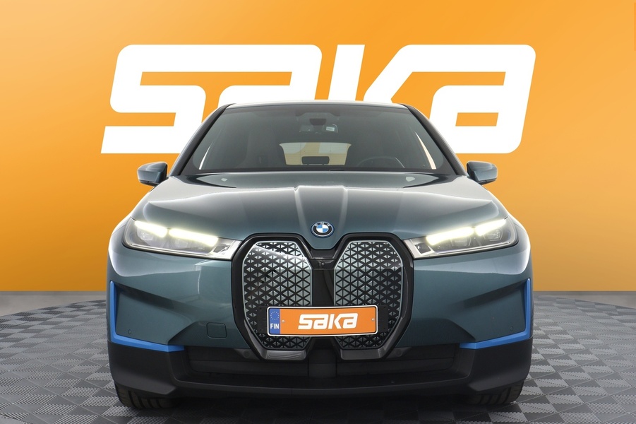 BMW iX vaihtoauto