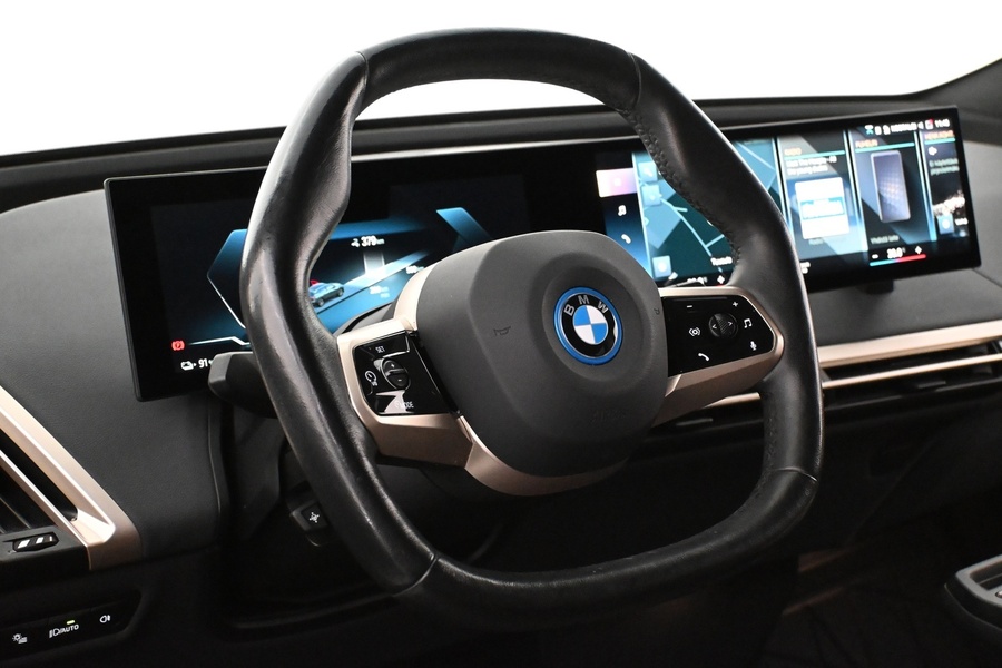 BMW iX vaihtoauto