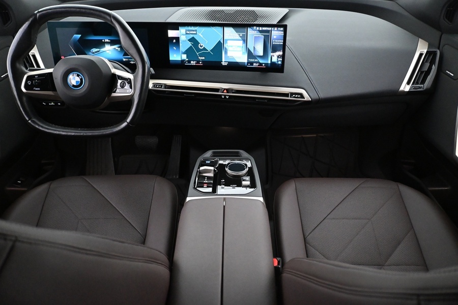 BMW iX vaihtoauto