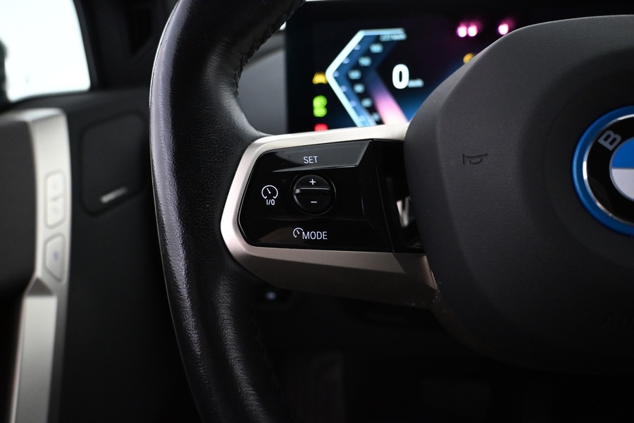 BMW iX vaihtoauto
