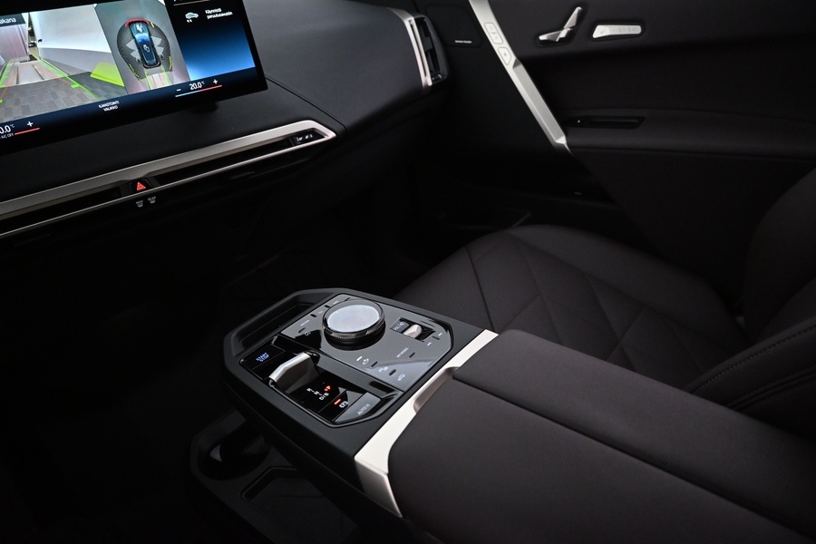 BMW iX vaihtoauto