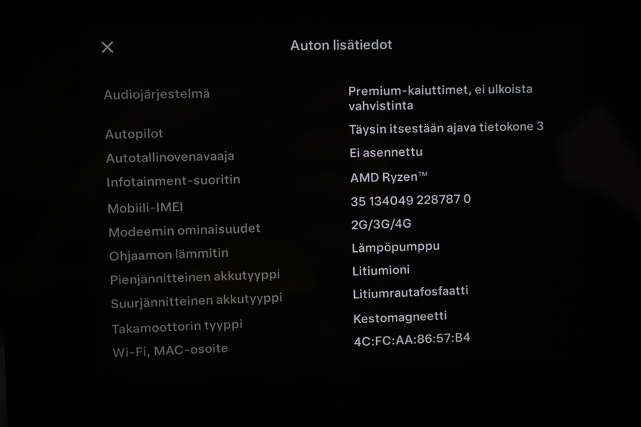 Tesla Model 3 vaihtoauto