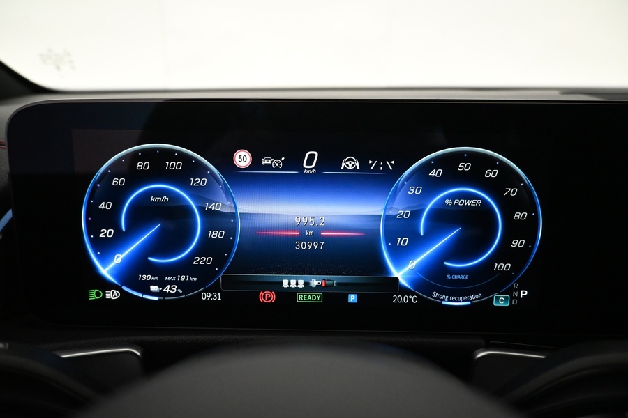 Mercedes-Benz EQB vaihtoauto