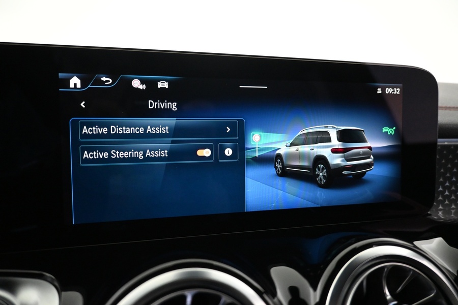 Mercedes-Benz EQB vaihtoauto