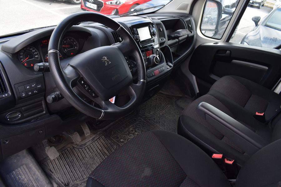 Peugeot Boxer vaihtoauto