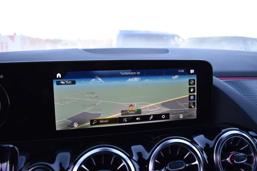 Mercedes-Benz EQA vaihtoauto