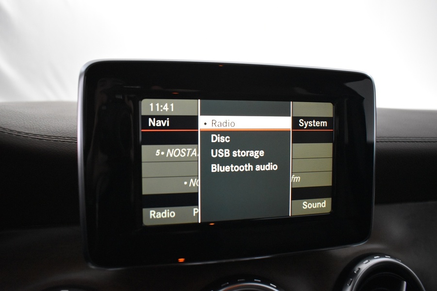 Mercedes-Benz GLA vaihtoauto