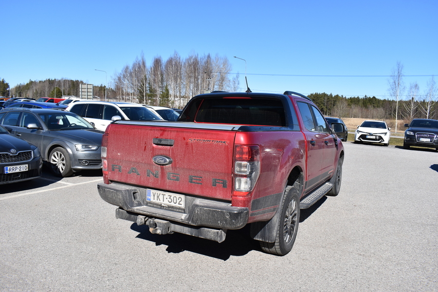 Ford Ranger vaihtoauto