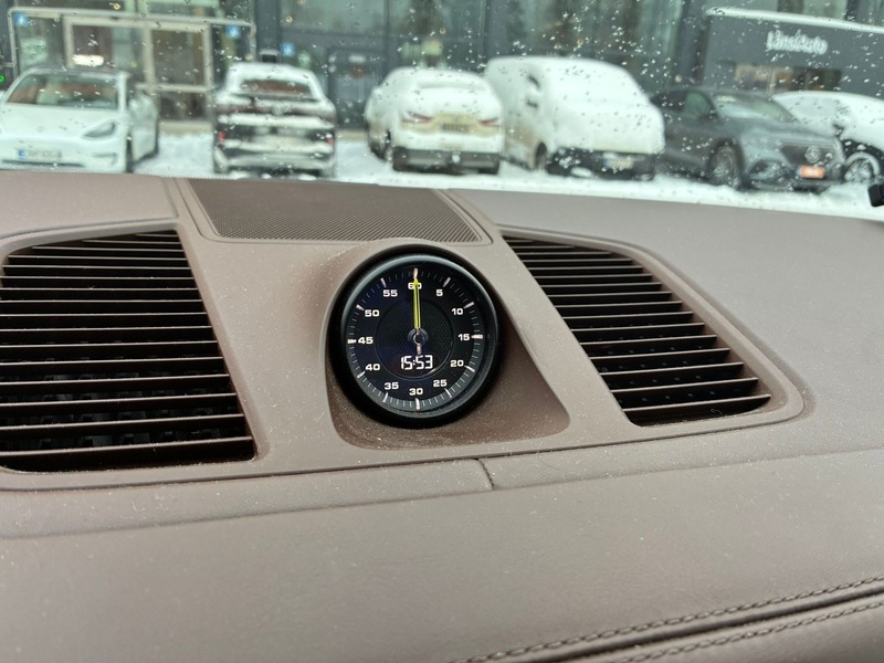 Porsche Cayenne vaihtoauto