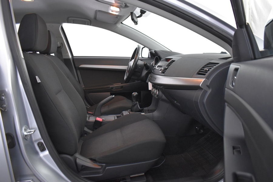 Mitsubishi Lancer vaihtoauto