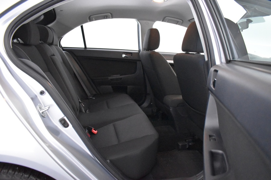 Mitsubishi Lancer vaihtoauto