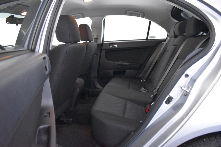 Mitsubishi Lancer vaihtoauto