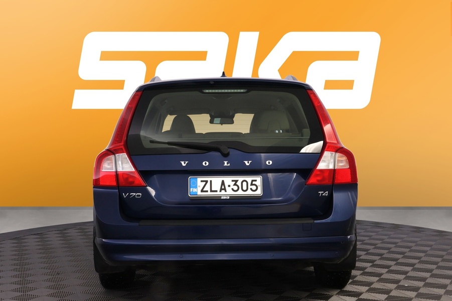 Volvo V70 vaihtoauto