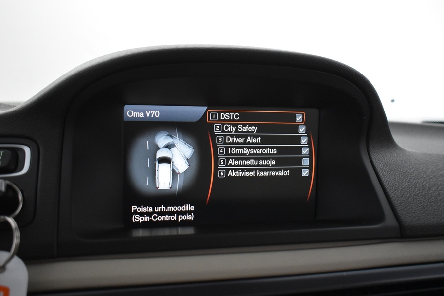 Volvo V70 vaihtoauto