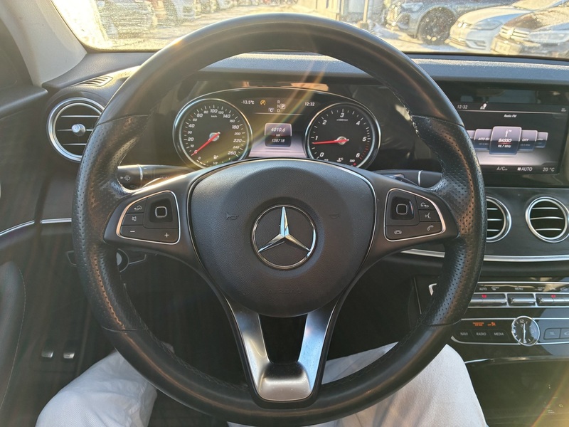 Mercedes-Benz E vaihtoauto