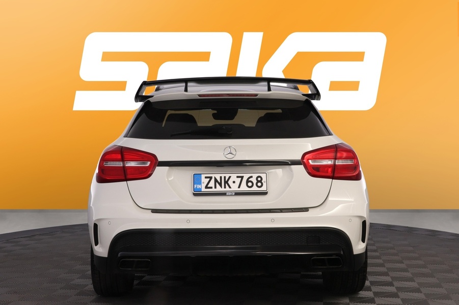 Mercedes-Benz GLA vaihtoauto