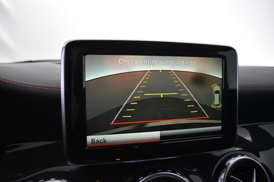 Mercedes-Benz GLA vaihtoauto