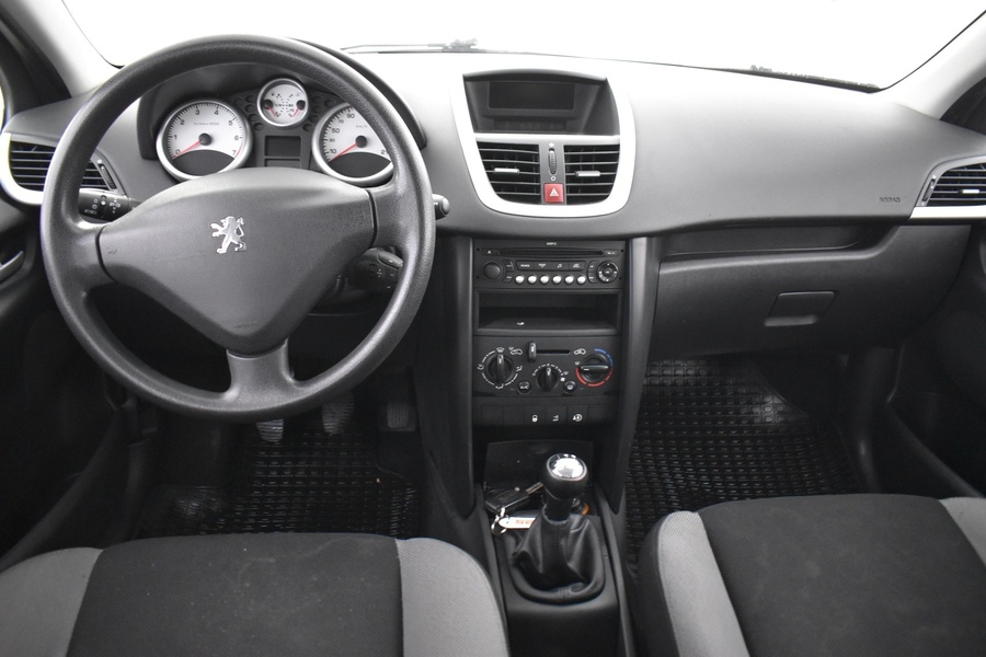 Peugeot 207 vaihtoauto