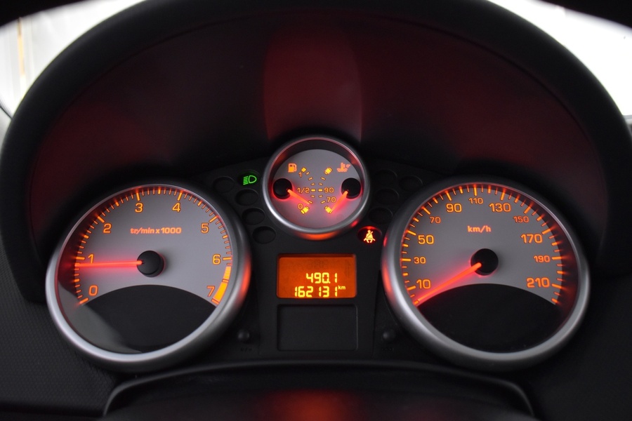 Peugeot 207 vaihtoauto