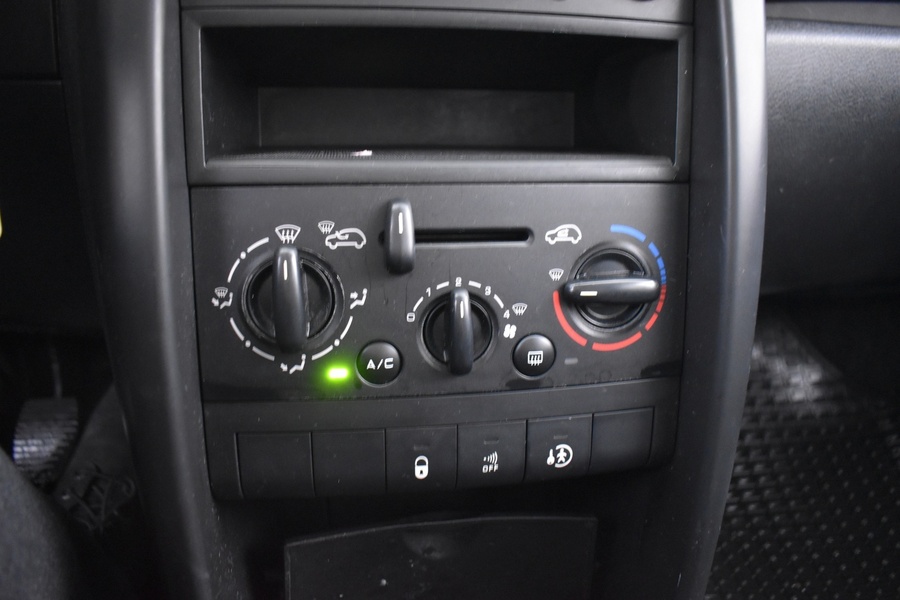 Peugeot 207 vaihtoauto