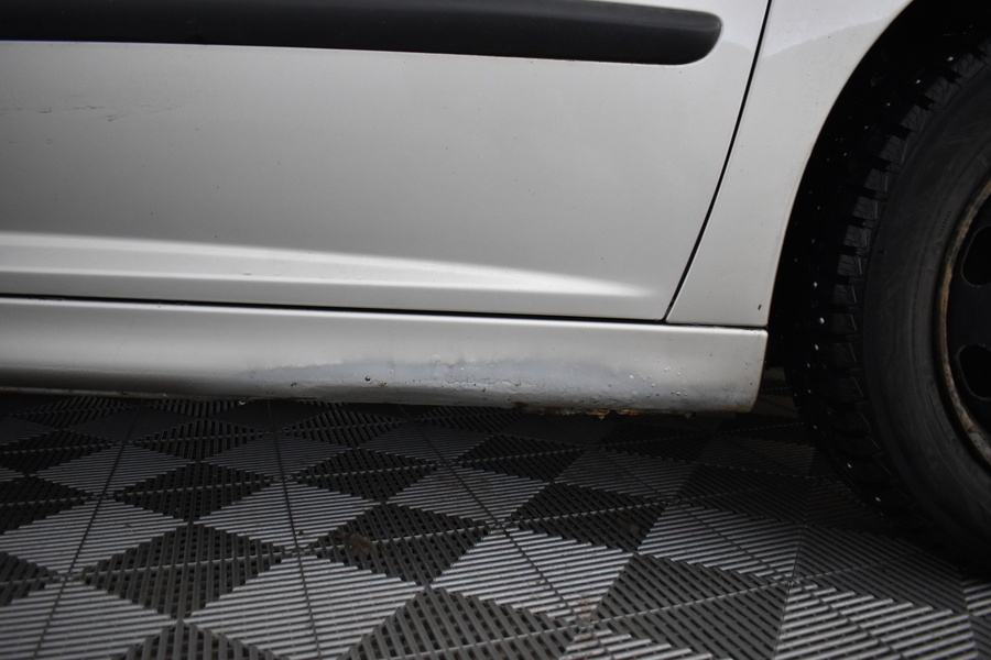 Peugeot 207 vaihtoauto