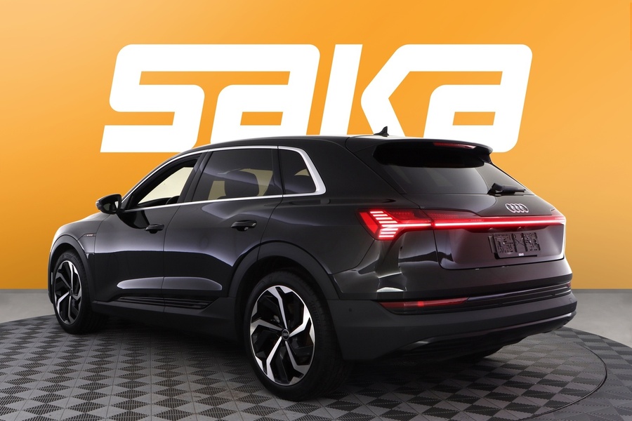 Audi e-tron vaihtoauto