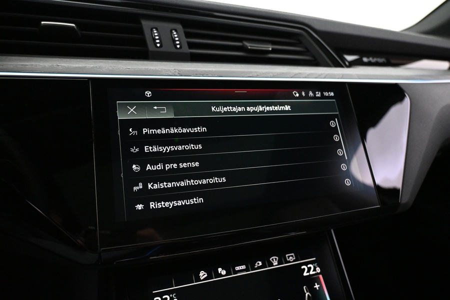 Audi e-tron vaihtoauto