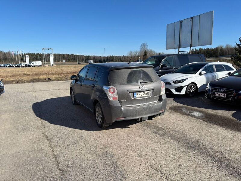 Toyota Verso vaihtoauto