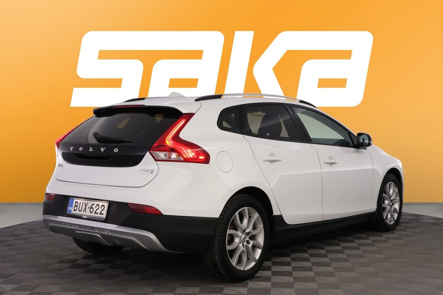 Volvo V40 Cross Country vaihtoauto