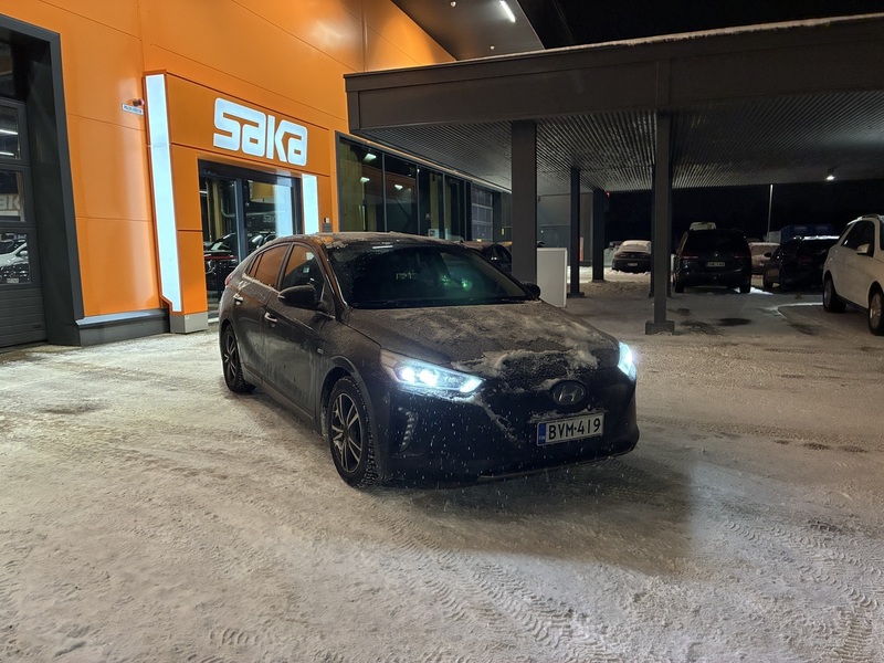 Hyundai IONIQ electric vaihtoauto