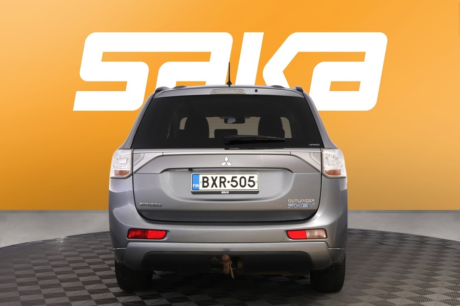 Mitsubishi Outlander PHEV vaihtoauto