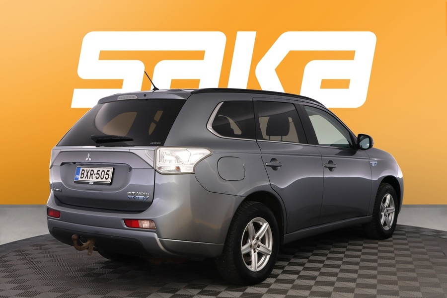 Mitsubishi Outlander PHEV vaihtoauto