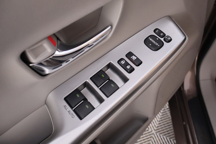 Toyota Prius+ vaihtoauto