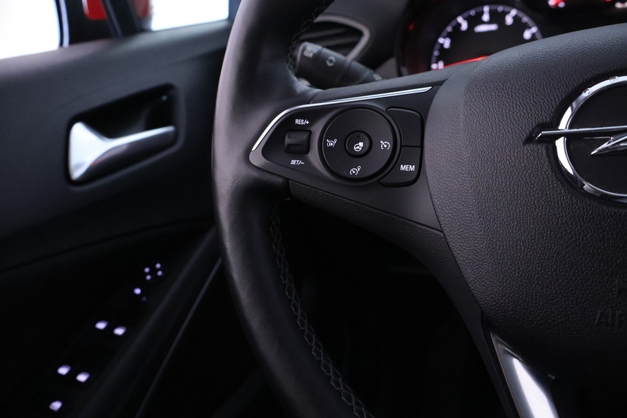 Opel Crossland X vaihtoauto