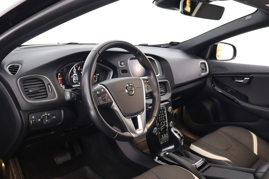 Volvo V40 vaihtoauto