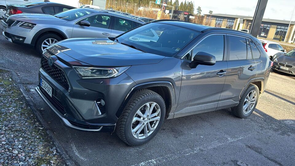 Toyota RAV4 vaihtoauto