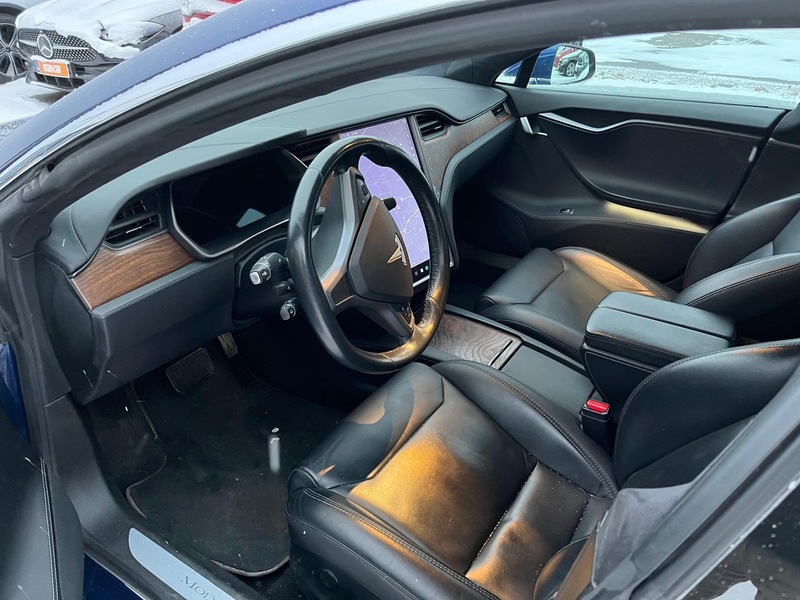 Tesla Model S vaihtoauto