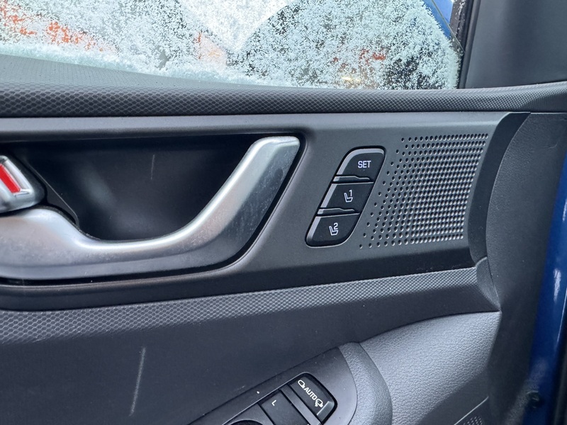 Hyundai IONIQ hybrid vaihtoauto